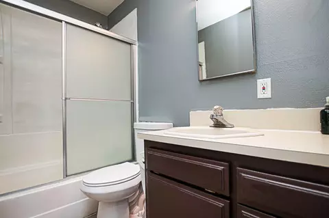44300 Benald St, Lancaster, CA 93535 photo 7
