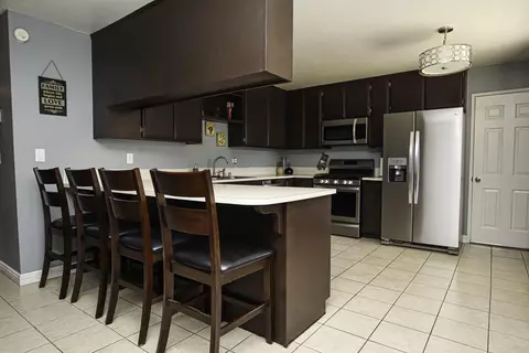 44300 Benald St, Lancaster, CA 93535 photo 6