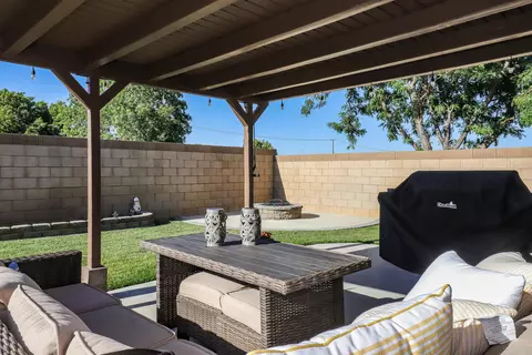 2159 E Bend Ave, Lancaster, CA 93535 photo 20