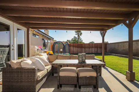 2159 E Bend Ave, Lancaster, CA 93535 photo 22