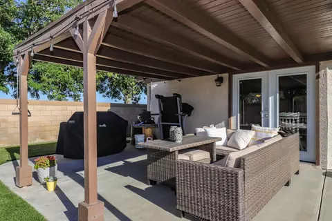 2159 E Bend Ave, Lancaster, CA 93535 photo 21