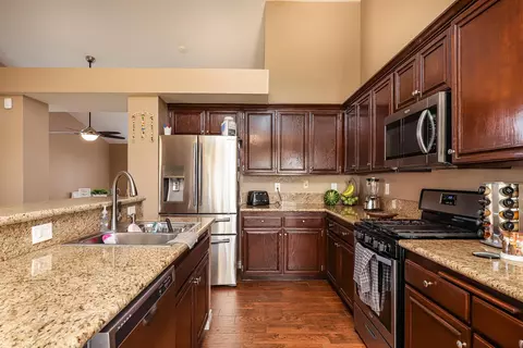 2159 E Bend Ave, Lancaster, CA 93535 photo 10