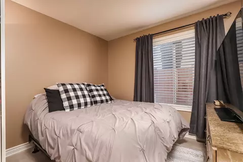 2159 E Bend Ave, Lancaster, CA 93535 photo 15