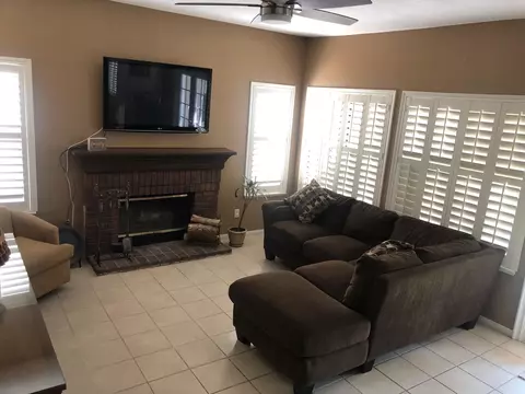 42331 Round Hill Dr, Lancaster, CA 93536 photo 17