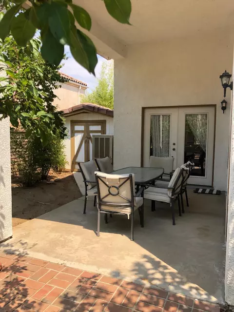 42331 Round Hill Dr, Lancaster, CA 93536 photo 22