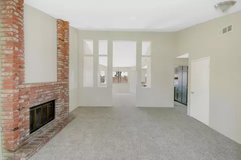 717 E Avenue J9, Lancaster, CA 93535 photo 3