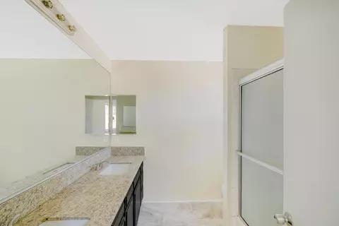 717 E Avenue J9, Lancaster, CA 93535 photo 10