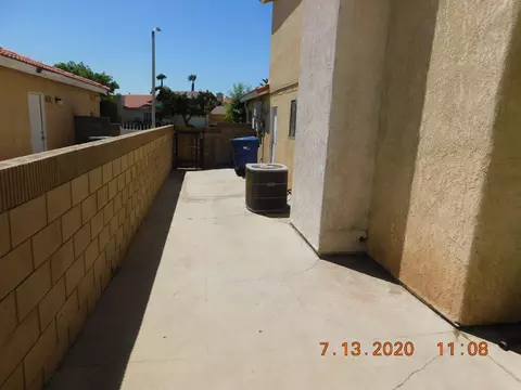 43949 Silver Bow Rd, Lancaster, CA 93535 photo 14