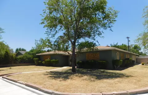 44861 Kingtree Ave, Lancaster, CA 93534 photo 2