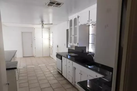 44861 Kingtree Ave, Lancaster, CA 93534 photo 9