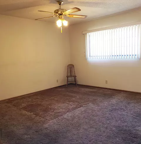 3209 Versailles Ct, Lancaster, CA 93536 photo 12