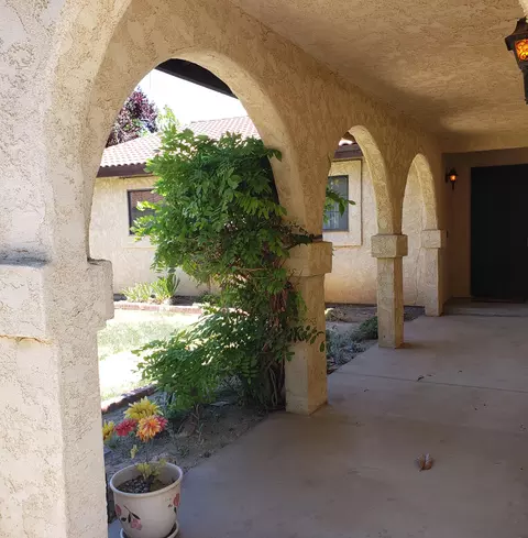 3209 Versailles Ct, Lancaster, CA 93536 photo 5