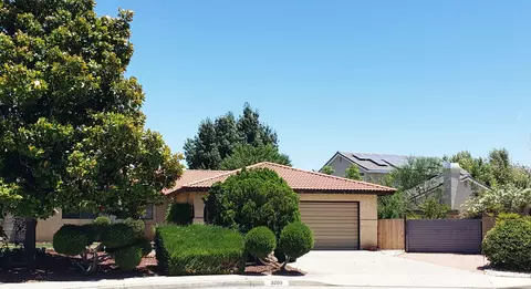 3209 Versailles Ct, Lancaster, CA 93536 photo 1