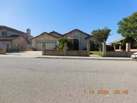 5307 Monaco Ln, Palmdale, CA 93552 photo 2