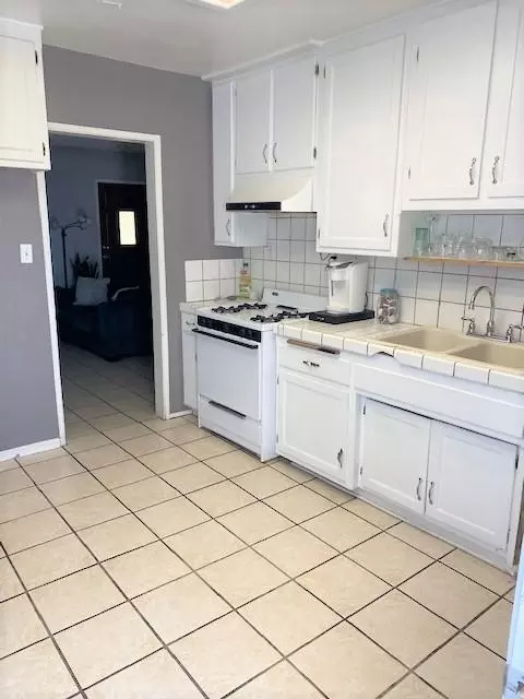 257 Avenue P1 E, Palmdale, CA 93550 photo 5