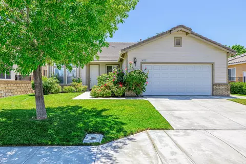 4152 Vahan Ct, Lancaster, CA 93536 photo 2