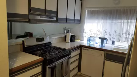 707 Paulsen Cir, Compton, CA 90220 photo 13