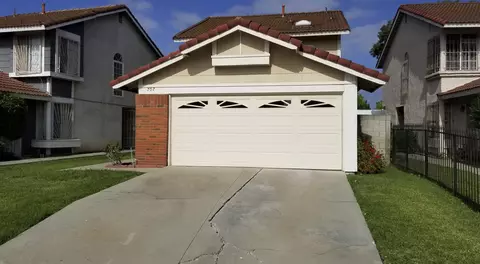 707 Paulsen Cir, Compton, CA 90220 photo 2