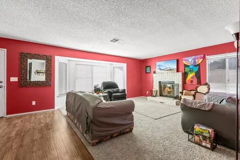 43816 David St, Lancaster, CA 93535 photo 4