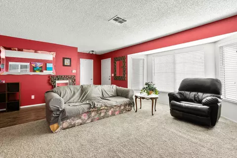 43816 David St, Lancaster, CA 93535 photo 5