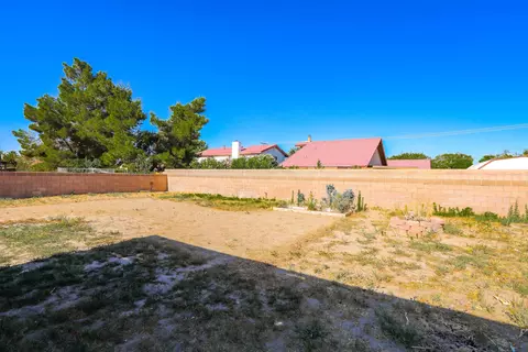 43816 David St, Lancaster, CA 93535 photo 18
