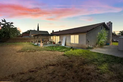 43816 David St, Lancaster, CA 93535 photo 3