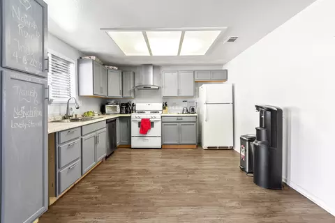 43816 David St, Lancaster, CA 93535 photo 8
