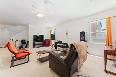 44151 W 37th St, Lancaster, CA 93536 photo 3