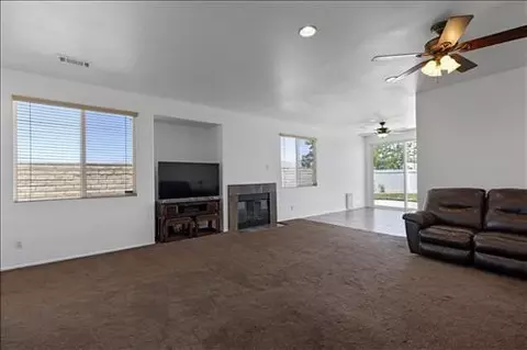 1202 Contrada Ln, Tehachapi, CA 93561 photo 7