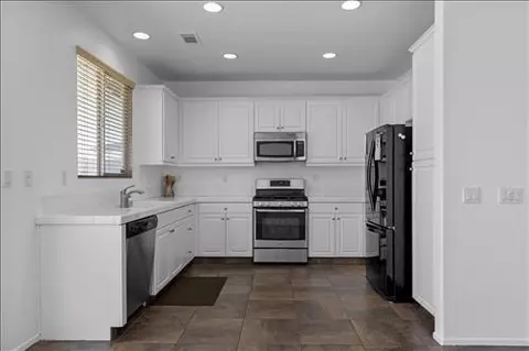 1202 Contrada Ln, Tehachapi, CA 93561 photo 9