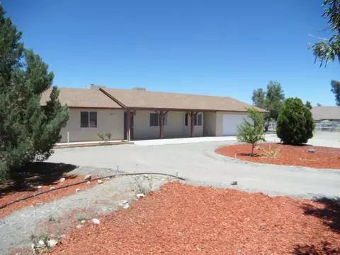 4426 Mataro Rd, Phelan, CA 92371 photo 9
