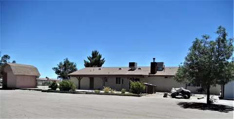 4426 Mataro Rd, Phelan, CA 92371 photo 20