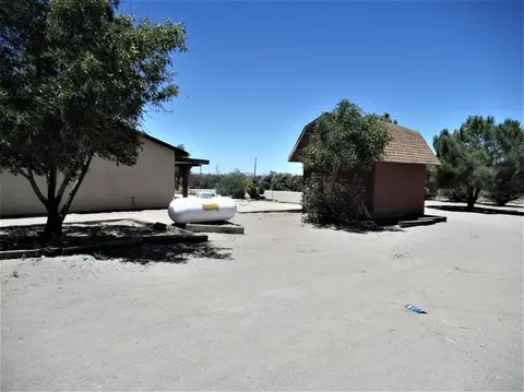 4426 Mataro Rd, Phelan, CA 92371 photo 13