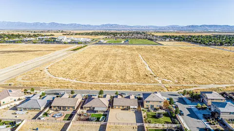 44209 Cajun St, Lancaster, CA 93535 photo 46