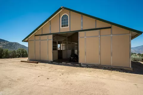 18101 Matterhorn Dr, Tehachapi, CA 93561 photo 27