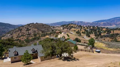 18101 Matterhorn Dr, Tehachapi, CA 93561 photo 21
