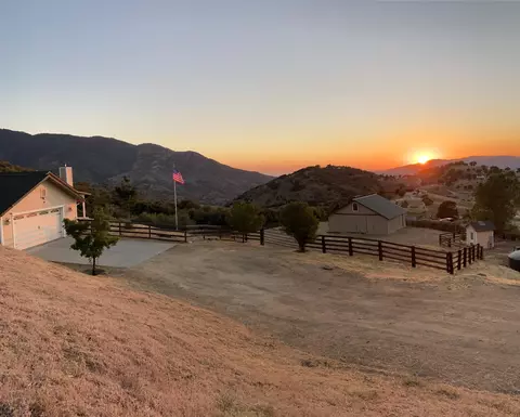18101 Matterhorn Dr, Tehachapi, CA 93561 photo 34