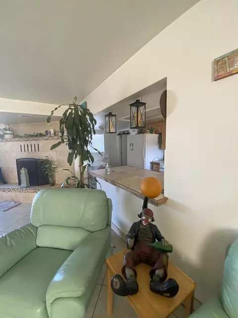 42658 E 6th St, Lancaster, CA 93535 photo 8
