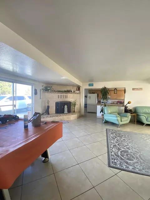42658 E 6th St, Lancaster, CA 93535 photo 11