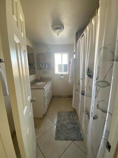 42658 E 6th St, Lancaster, CA 93535 photo 10