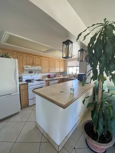 42658 E 6th St, Lancaster, CA 93535 photo 6
