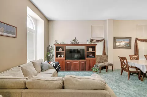 803 E Whitlatch Dr, Lancaster, CA 93535 photo 5
