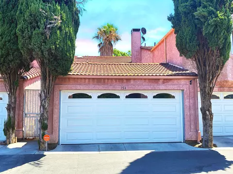 154 Racquet Club Dr, Compton, CA 90220 photo 9