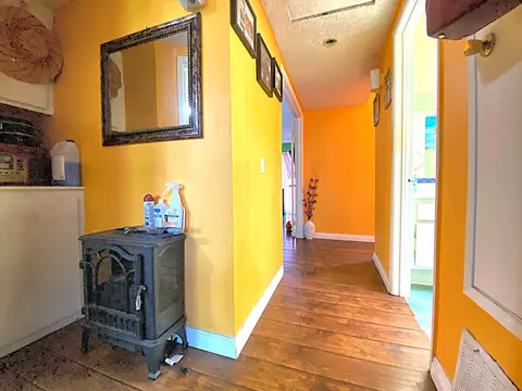 154 Racquet Club Dr, Compton, CA 90220 photo 33