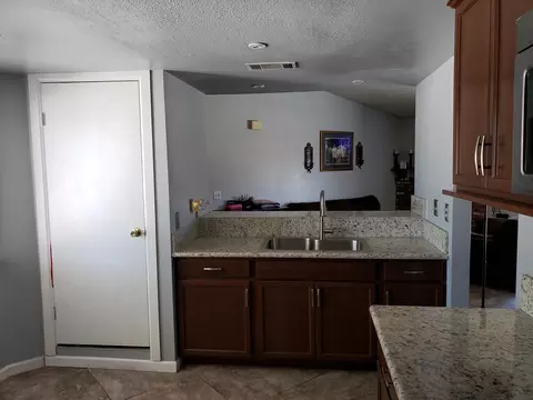 37246 Sabal Ave, Palmdale, CA 93552 photo 11