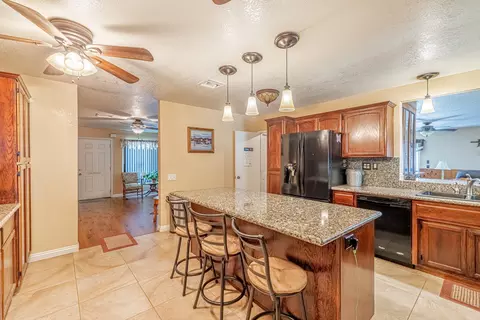 44315 88th St E, Lancaster, CA 93535 photo 18