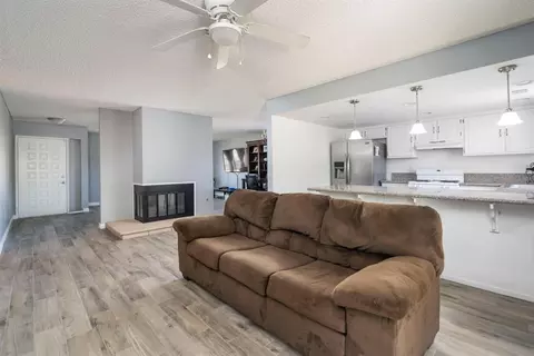 37244 E 27th St, Palmdale, CA 93550 photo 10