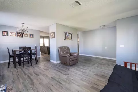 37244 E 27th St, Palmdale, CA 93550 photo 5