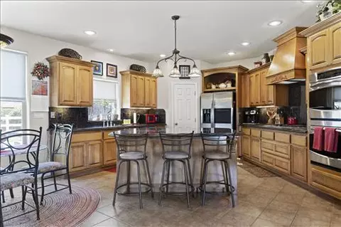 509 Rosehaven Ln, Tehachapi, CA 93561 photo 8