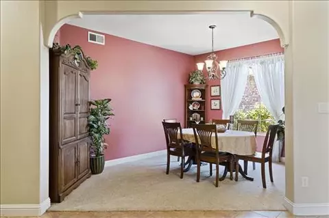 509 Rosehaven Ln, Tehachapi, CA 93561 photo 6